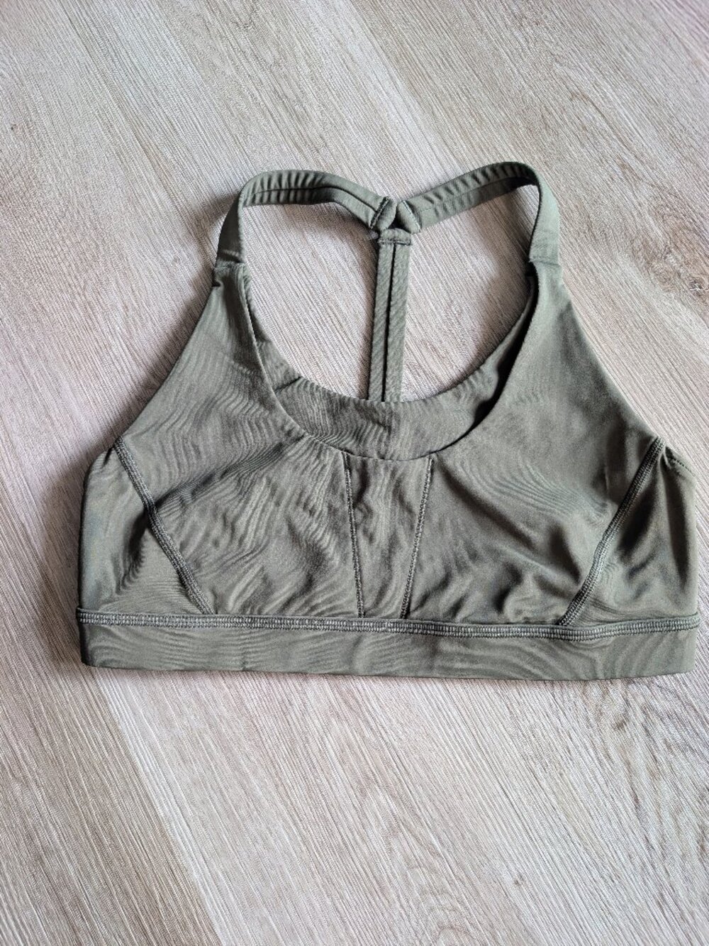 lululemon sports bra